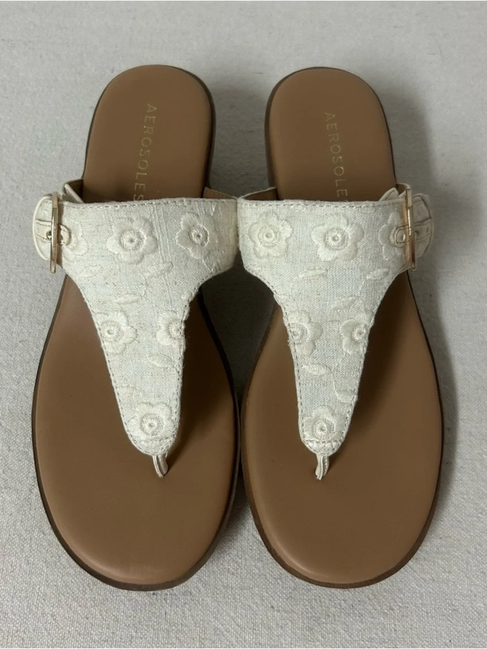 Aerosoles Indya Sandals Women’s 7M Ivory Embroidered Fabric - Picture 2 of 10